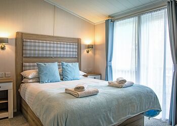 Tryweryn - Pen-y-Garth Lodges, Bala,