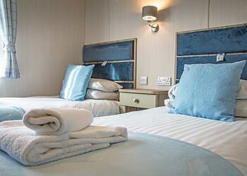 Tryweryn - Pen-y-Garth Lodges, Bala,