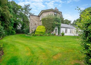 Pen-y-Garth Manor - Pen-y-Garth Lodges, Bala,