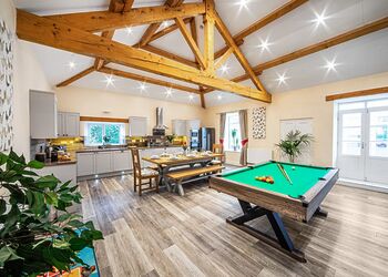 Pen-y-Garth Manor - Pen-y-Garth Lodges, Bala,