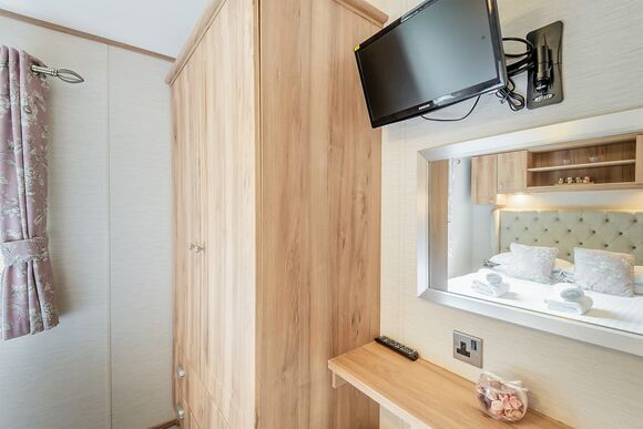 Foxglove 5 Platinum - Pen-y-Garth Lodges, Bala,