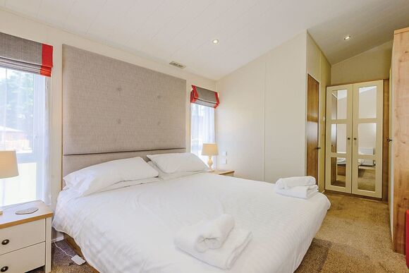 Typical Foxglove 4 Platinum Plus 