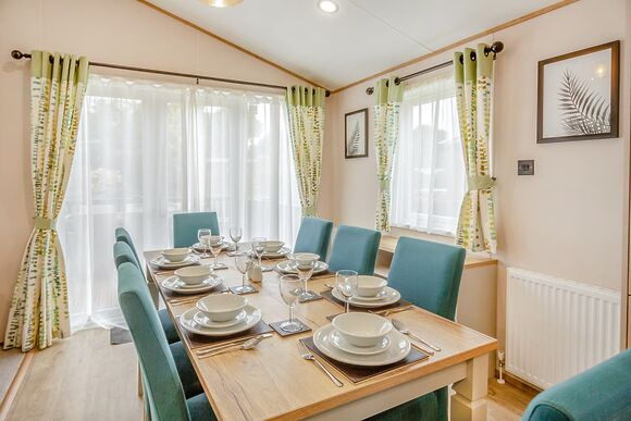 Berwyn Retreat - Pen-y-Garth Lodges, Bala,