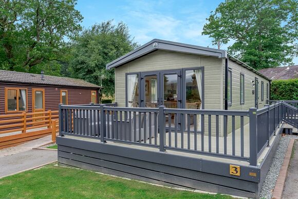 Aran Retreat - Pen-y-Garth Lodges, Bala,