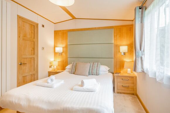 Foxglove 4 Platinum Pet - Pen-y-Garth Lodges, Bala,