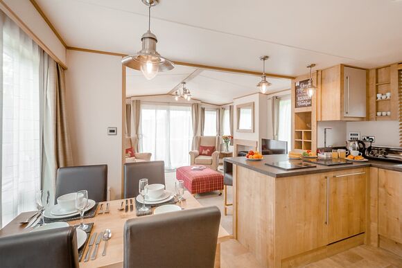 Foxglove 4 Platinum Pet - Pen-y-Garth Lodges, Bala,