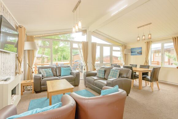 Foxglove 6 Pet - Pen-y-Garth Lodges, Bala, Gwynedd