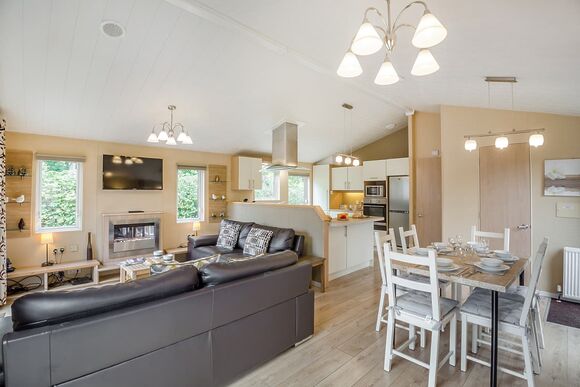 Foxglove 6 Pet - Pen-y-Garth Lodges, Bala, Gwynedd