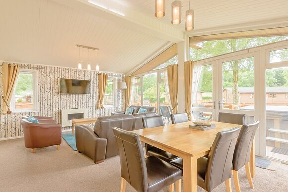 Foxglove 6 Pet - Pen-y-Garth Lodges, Bala, Gwynedd