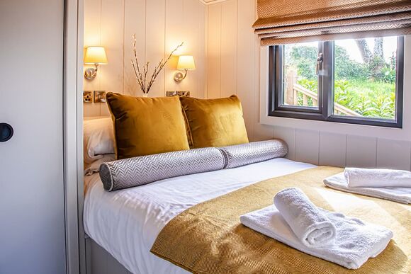 Saltbox Barn Lodges - Pen-y-Garth Lodges, Bala,