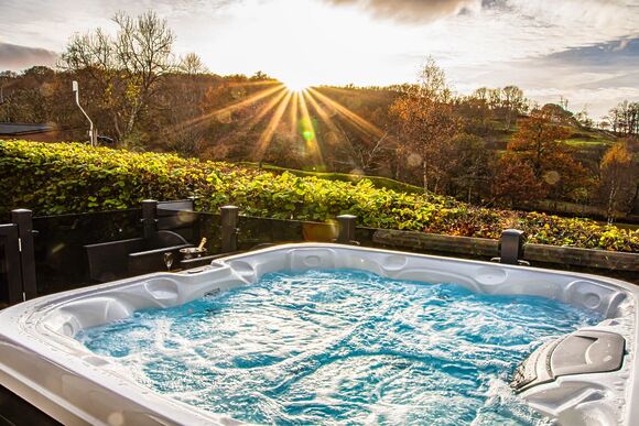 Lliw - Pen-y-Garth Lodges, Bala,