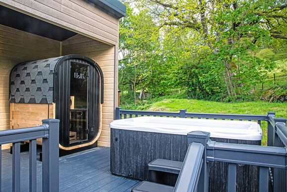 Idwal - Pen-y-Garth Lodges, Bala,