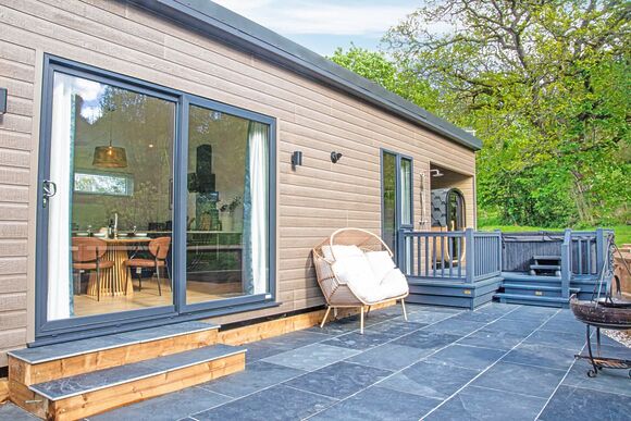Idwal - Pen-y-Garth Lodges, Bala,