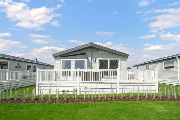 Platinum 2 Lodge - Pevensey Bay Holiday Park, Pevensey Bay