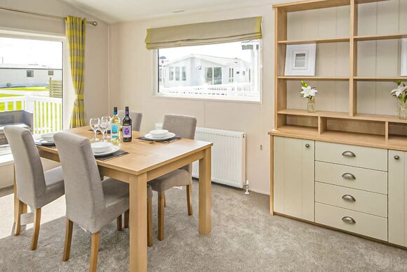 Platinum 2 Lodge - Pevensey Bay Holiday Park, Pevensey Bay