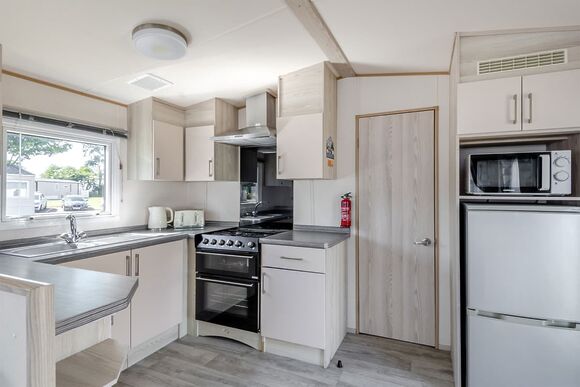 Gold Caravan with parking & decking 6, Gold Caravan with parking & decking 6 P - Eyemouth, Eyemouth, Berwickshire