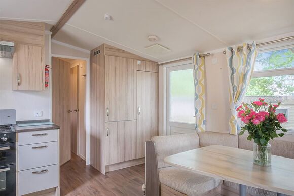 Silver Caravan with parking 6, Silver Caravan with parking 6 P - Eyemouth, Eyemouth, Berwickshire