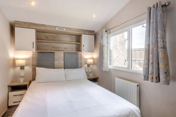 Silver Caravan with parking - Eyemouth, Eyemouth, Berwickshire