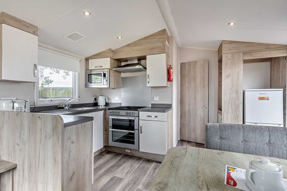 Silver Caravan with parking - Eyemouth, Eyemouth, Berwickshire