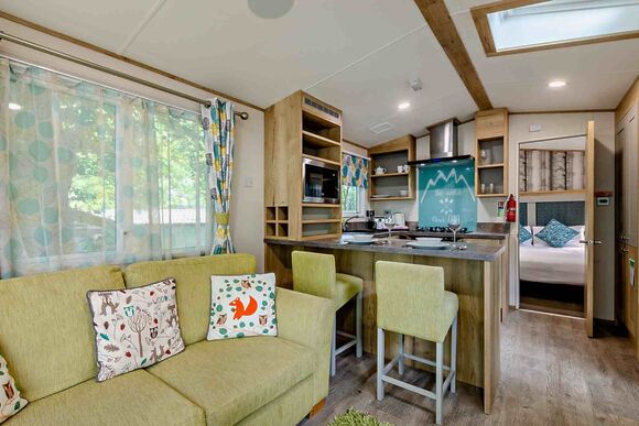 Bronze Premium 1 Bedroom Caravan, Sleeps 2. With parking - Fallbarrow, Bowness-on-Windermere