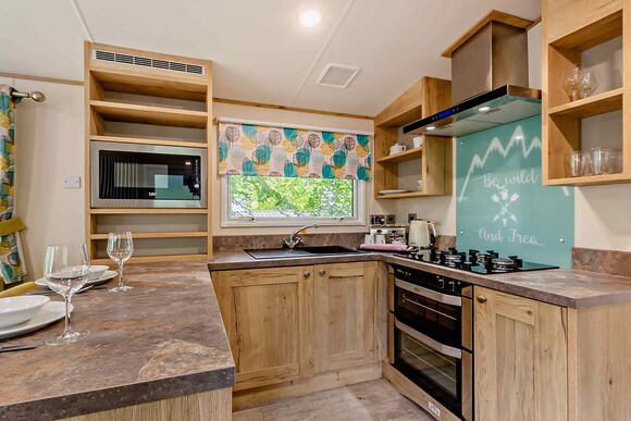 Bronze Premium 1  Caravan slps 2, parking P, Bronze Premium 1 Bedroom Caravan, Sleeps 2. With parking - Fallbarrow, Bowness-on-Windermere