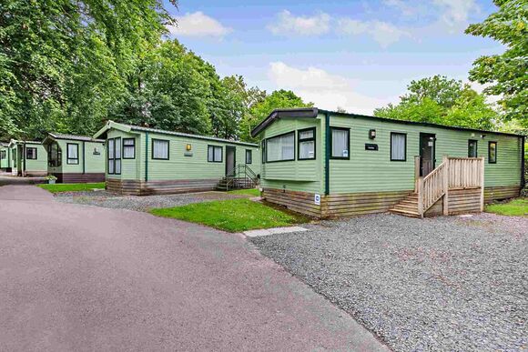 Bronze Premium 2 Bedroom Caravan, Sleeps 6. With parking - Fallbarrow, Bowness-on-Windermere