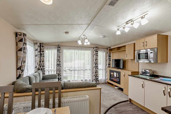 Bronze Premium 2 Bedroom Caravan, Sleeps 6. With parking - Fallbarrow, Bowness-on-Windermere