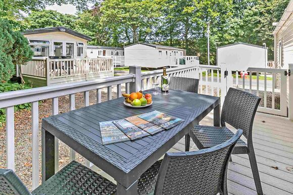 Gold 3  Caravan, slps 8, parking & decking P, Gold 3 Bedroom Caravan, Sleeps 8. With parking & decking - Fallbarrow, Bowness-on-Windermere