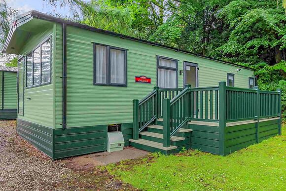 Silver Premium 2 Bedroom Caravan, Sleeps 6 - Fallbarrow, Bowness-on-Windermere