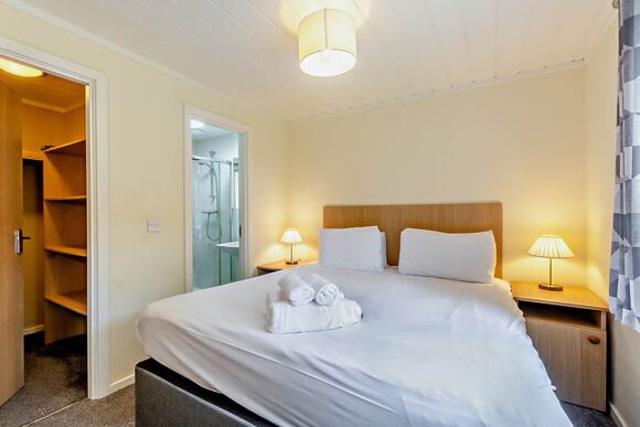 Superior Lodge, parking, ensuite, decking & LV P, Superior Lodge with parking, ensuite, decking & lake view - Fallbarrow, Bowness-on-Windermere