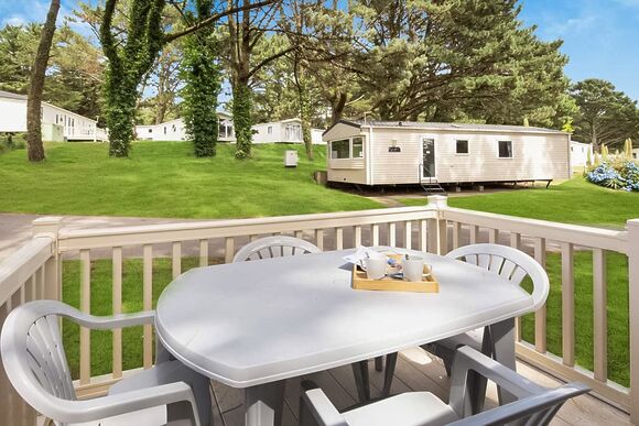 Silver Premium 2 Bedroom Caravan, Sleeps 6. With decking, Silver Premium 2 slps 6 parking, decking, LV Pet, Silver Premium 2 slps 6 parking, decking, LV - Fallbarrow, Bowness-on-Windermere