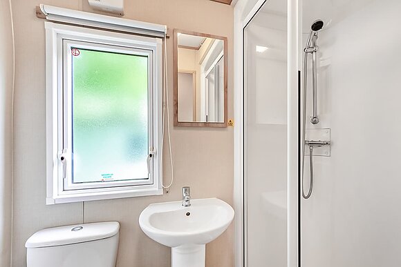 Gold Premium 2 slps  6, parking, decking, LV, Gold Premium 2 slps  6, parking, decking, LV P, Gold Premium 2 Bedroom Caravan, Sleeps 6. With parking & decking - Fallbarrow, Bowness-on-Windermere