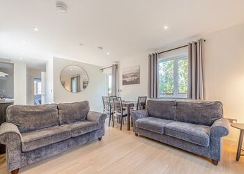 Two Bedroom Lodge - Pantglas Farm, Whitland