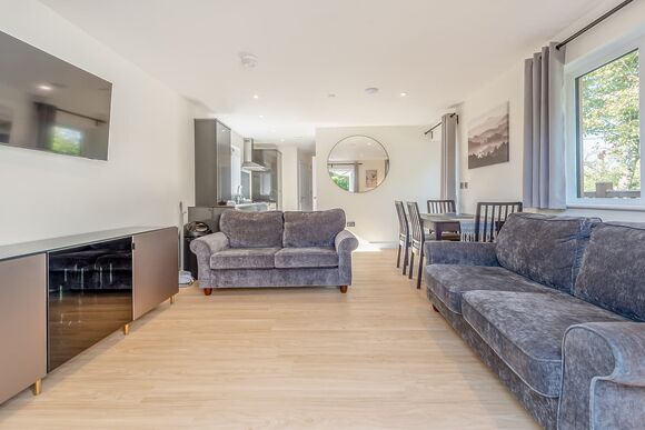 Two Bedroom Lodge - Pantglas Farm, Whitland