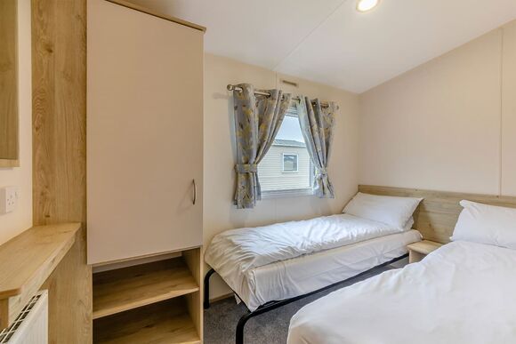 Gold Caravan with decking 6 - Heacham Beach, Heacham