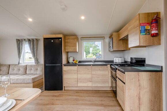 Silver 3 Bedroom Caravan, Sleeps 8 P, Silver 3 Bedroom Caravan, Sleeps 8 - Heacham Beach, Heacham
