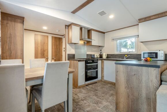 Gold Premium Caravan with parking & decking, Gold Premium Caravan with parking & decking P, Gold Premium Caravan with parking & decking - Heacham Beach, Heacham