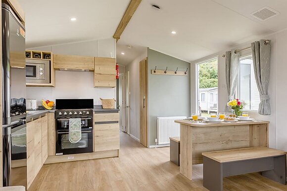 Silver 2 Bedroom Caravan, slps 6, decking P - Heacham Beach, Heacham
