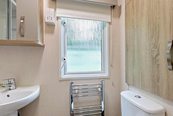 Bronze 2 Bedroom Caravan, Sleeps 6. With decking - Heacham Beach, Heacham