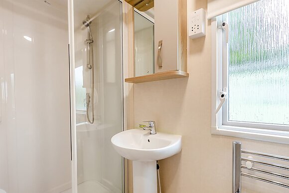 Bronze 2 Bedroom Caravan, Sleeps 6. With decking - Heacham Beach, Heacham