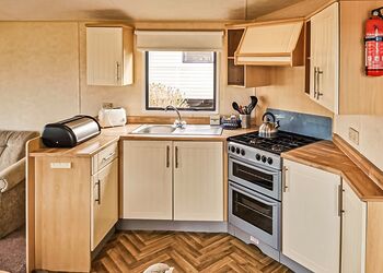 Silver Plus 3 (Pet) - Perran Heights Holiday Park, Penhallow