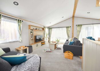 Diamond Lodge 3 Hot Tub No Pets Sleeps 6 - Perran Heights Holiday Park, Penhallow