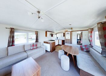 Gold Plus 3 No Pets Sleeps 6  Hot Tub - Perran Heights Holiday Park, Penhallow