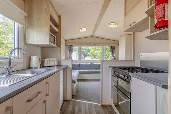 Bronze Caravan with parking 4 - Highfield Grange, Clacton-on-Sea