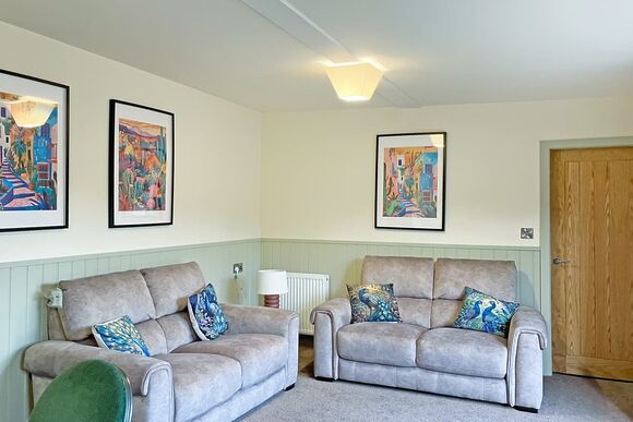 Wilton - Pickering Lodges, Pickering