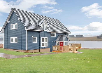 Lochside Premier Spa, Lochside Premier Spa (Pet) 