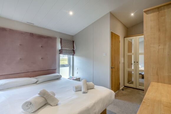 Deluxe Lodge with parking, ensuite & decking 4 P, Deluxe Lodge with parking, ensuite & decking 4 - Kessingland Beach, Lowestoft