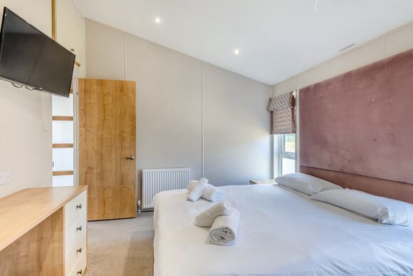Deluxe Lodge with parking, ensuite & decking 4, Deluxe Lodge with parking, ensuite & decking 4 P - Kessingland Beach, Lowestoft