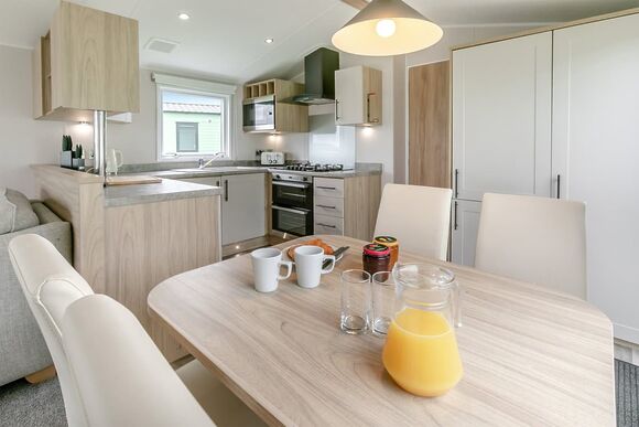 Gold Premium Caravan with parking & decking 6, Gold Premium 2 Caravan slps 6 parking, decking, Gold Premium Caravan with parking & decking 6 P - Kessingland Beach, Lowestoft