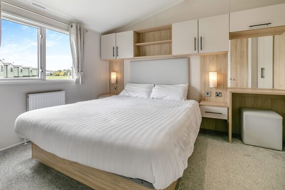 Gold Premium 2 Caravan slps 6 parking, decking, Gold Premium Caravan with parking & decking 6 P, Gold Premium Caravan with parking & decking 6 - Kessingland Beach, Lowestoft
